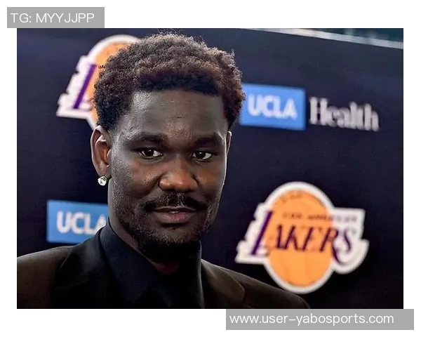 艾顿期待与东詹共同训练表示已做好充分准备静待机会到来 艾顿期待与东詹共同训练表示已做好充分准备静待机会到来